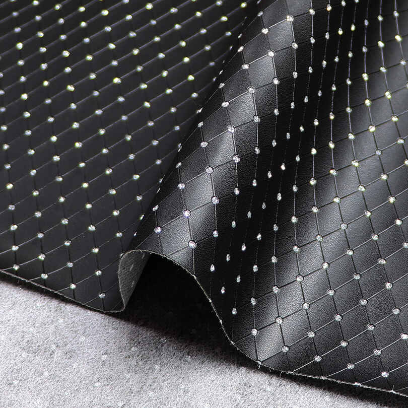 Šperkovnice z imitace diamantů z PU kůže